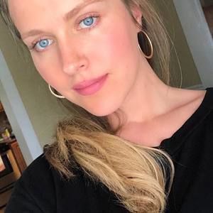 Meet your Posher, Svetlana